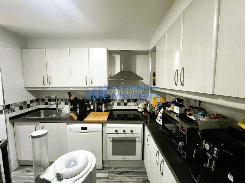 Foto 8eb15218-4b80-4c88-9dab-6a3cabdb034a. Flat with heating in Los Ángeles Madrid