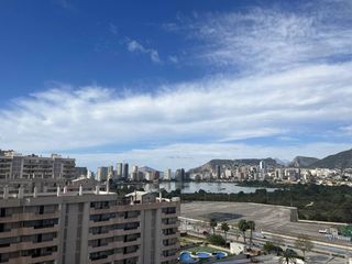Attique à Calle llevant 1. Atico en venta en 1ª línea de la playa la fossa  edificio hipoca