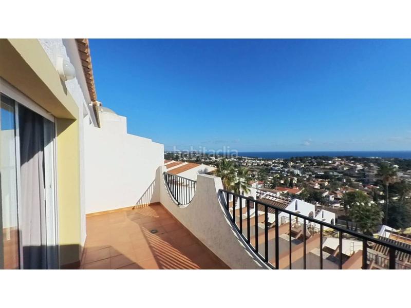 Foto 61464f64-9627-48f7-9ac7-d6b7e5a7679d. Casa adossada amb aparcament piscina a Cometa Calp