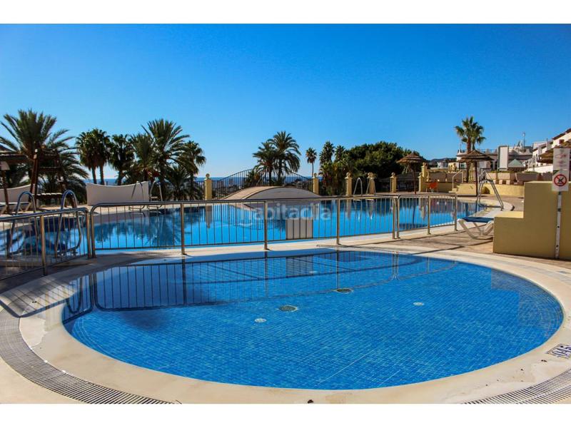 Foto 06aa40cc-feaa-470b-b704-0d77f77a6db3. Casa adossada amb aparcament piscina a Cometa Calp