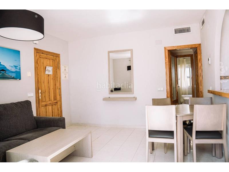 Foto 8c83d47d-b0d9-484f-8b52-a75bef17370c. Casa adossada amb aparcament piscina a Cometa Calp