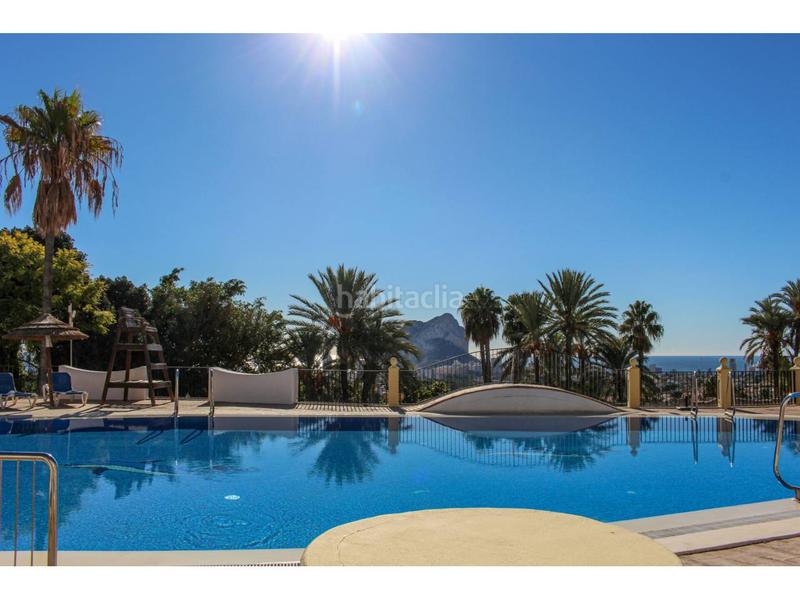 Foto a6255e0c-0bcf-4efb-a974-2bd01b71e5e8. Casa adossada amb aparcament piscina a Cometa Calp
