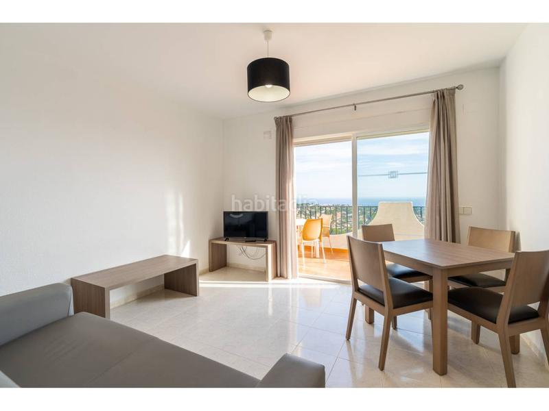 Foto c77e152f-3b36-4ad2-8c88-dbce79ec29e6. Casa adossada amb aparcament piscina a Cometa Calp
