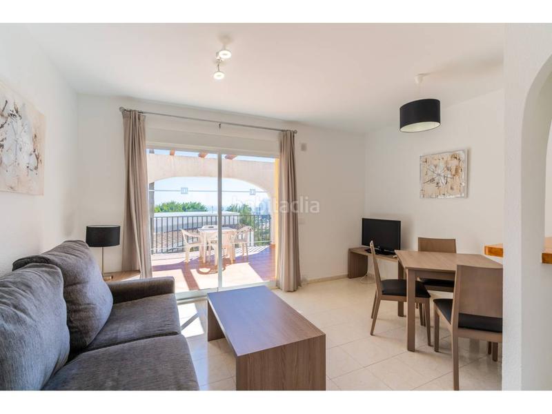 Foto 86ccb61b-ffd0-44ad-9461-d93b43df5618. Casa adosada bungalow en venta. urbanización imperial park en Calp