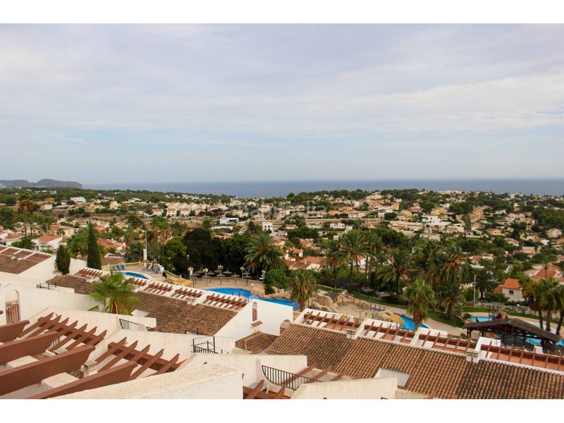 Foto ef877910-fd75-4499-a815-3c13a256a0fb. Casa adossada a calle tosal de la Cometa 1h a Cometa Calp