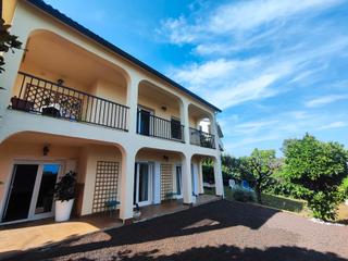 Chalet in Lli dAmunt. Casa de 230 m2, estado impecable