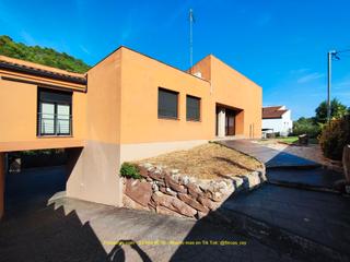 Chalet  Urbanització los manantiales. Del 2007, vivienda en planta!