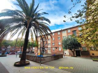 Etagenwohnung in Espronceda. Piso económico 133 mil