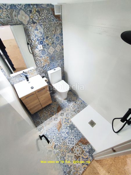 Foto ee4693d7-74bd-44dd-82cf-b7a28e4c3254. Local comercial a Polinyà