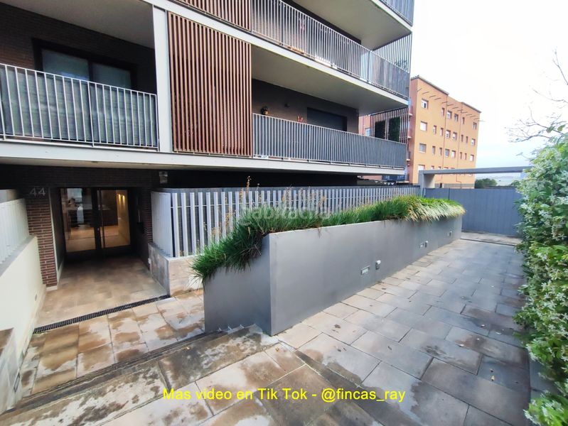 Foto 64bb32e5-c6fe-4c84-94b2-3713bd6b561f. Pis amb calefacció aparcament piscina a Can Clos-Pinetons Ripollet
