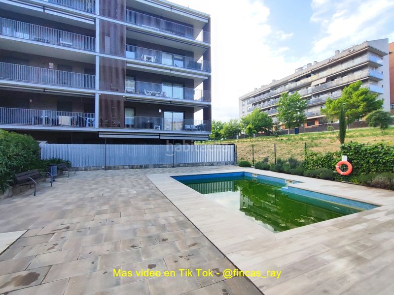 Foto bd5789e4-1b0a-47ed-8d05-13b7f6610ae3. Pis amb calefacció aparcament piscina a Can Clos-Pinetons Ripollet