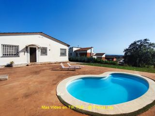 Chalet in Lliçà d´Amunt. Casa con piscina