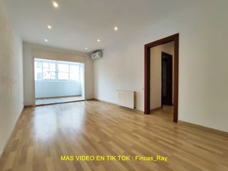 Etagenwohnung  Carrer d'homs. Caldes centro, con ascensor