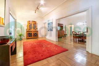 Pis  Calle de castell. Magnifica vivienda de 319 m construidos, y 293 m tiles segn