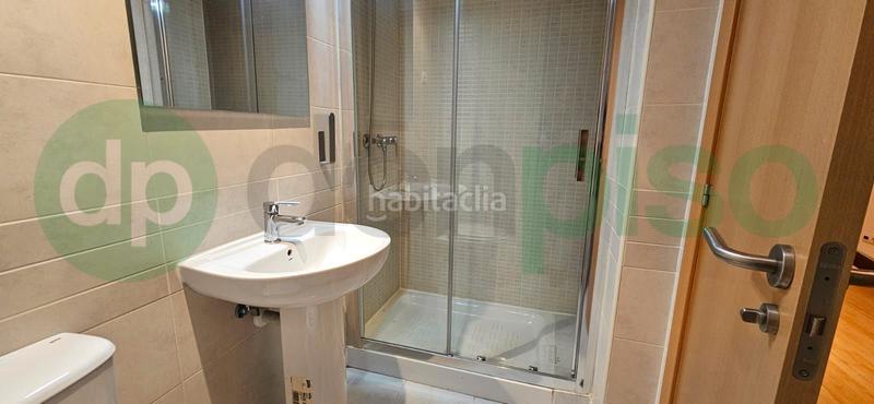 Foto 45dea964-d13b-496d-846b-96b5f4b4b47e. Location studio avec parking dans Valdeacederas Madrid