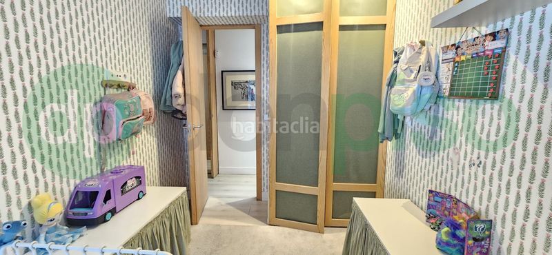 Foto 4ff12099-5086-4337-a0e9-62676c2689a3. Planta baixa amb calefacció aparcament a Nueva España Madrid