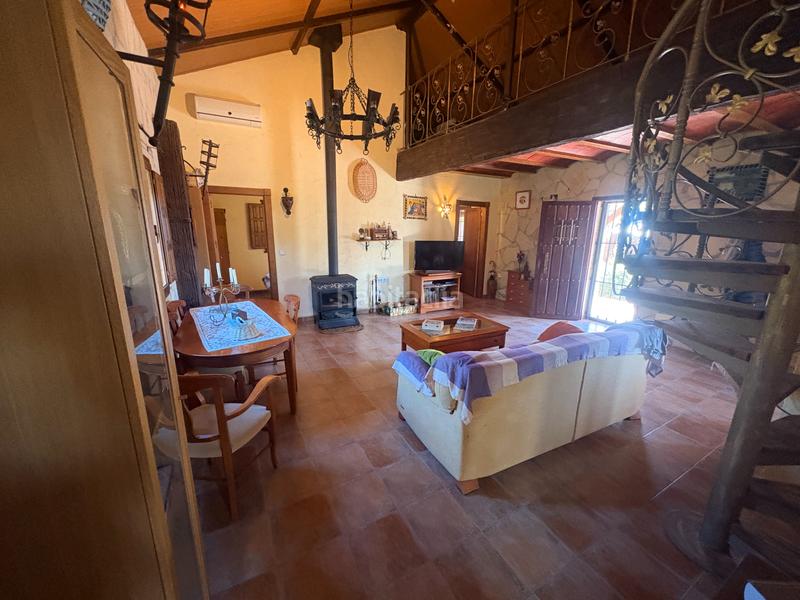 Foto 8750f7a5-f03b-4d90-8186-0ac8857e8136. Casale con camino riscaldamento in Librilla