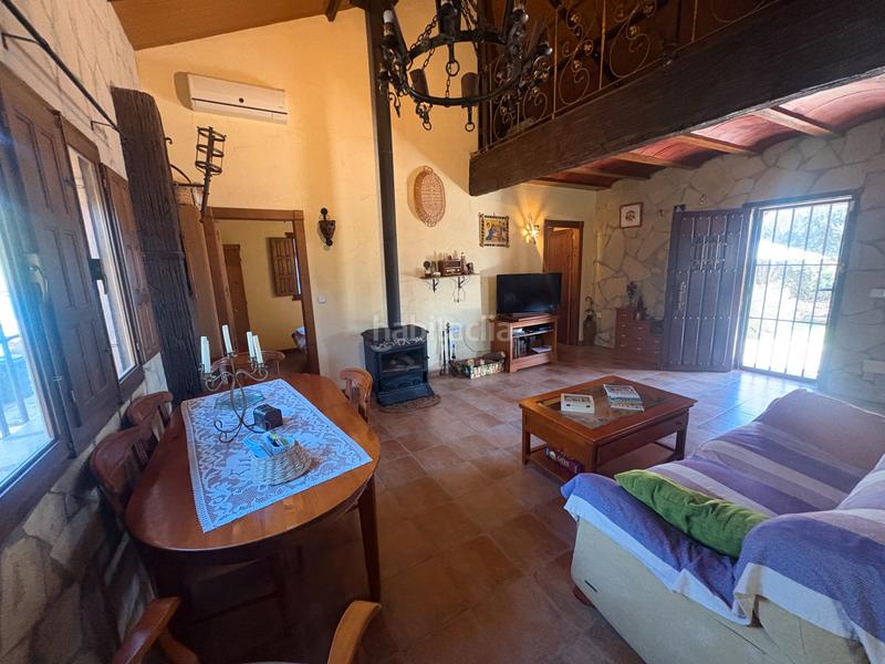 Foto fb0a2e8a-6b97-4efd-bbe1-e4bfa922d164. Casale con camino riscaldamento in Librilla