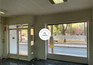 Rent Business premise in Alcantarilla. Bajo en dos alturas en plaza de las flores