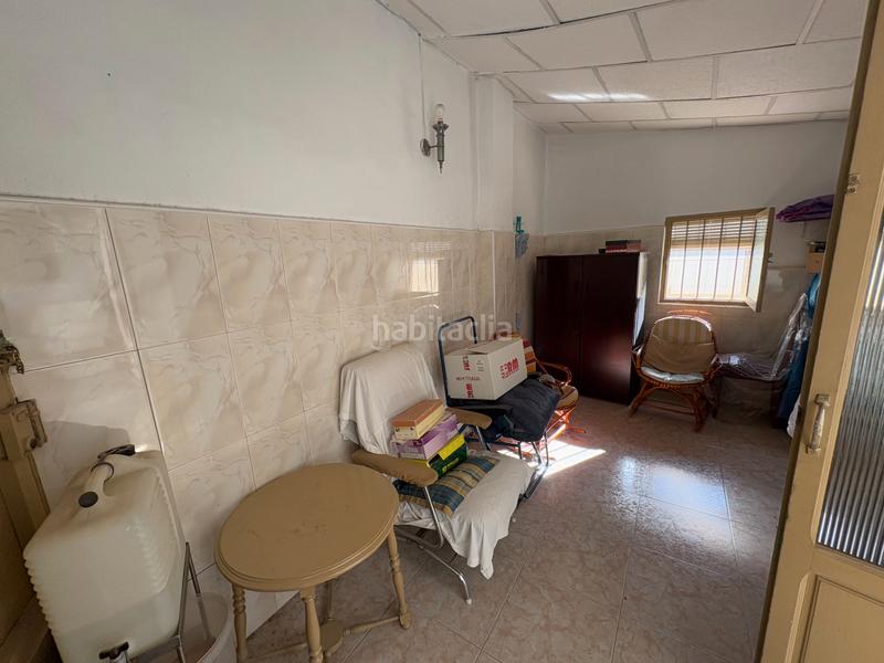 Foto df96f86e-b17b-4819-9fd5-b19c4d57038e. Casa amb aparcament a Alcantarilla