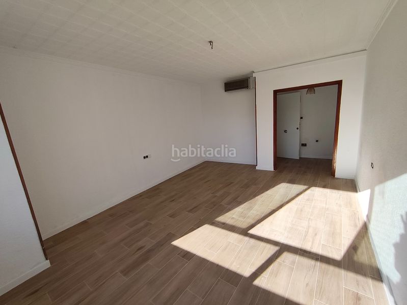 Foto 253026bf-aab6-474a-981d-781d3e8d6425. Pis a Alcantarilla