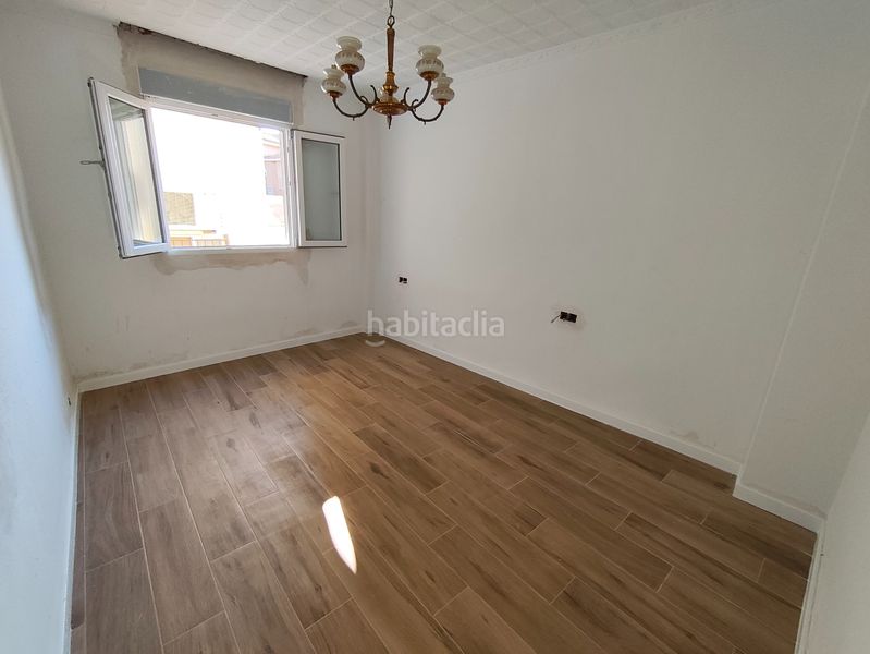 Foto c3c79dbc-228e-42ad-a7ee-d4e54164f437. Pis a Alcantarilla
