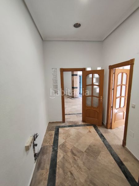 Foto c46e1f04-05b2-4ca3-af85-da5dbb2bd0eb. Local comercial  en Alcantarilla