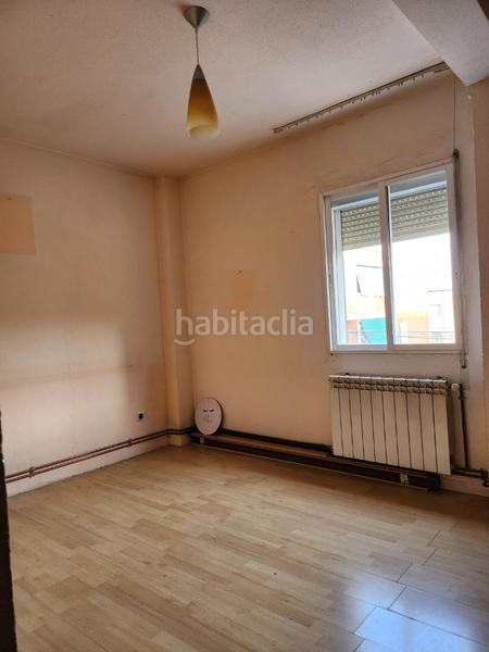 Foto 6c8ba87c-6a24-4d5c-9a3b-be7676f696b3. Piso venta en Reyes Parla