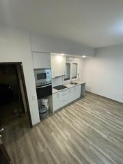 Appartement à Estación-Cruz Roja. Piso en illesacas