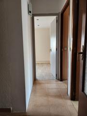 Etagenwohnung in Reyes. Piso en venta en parla