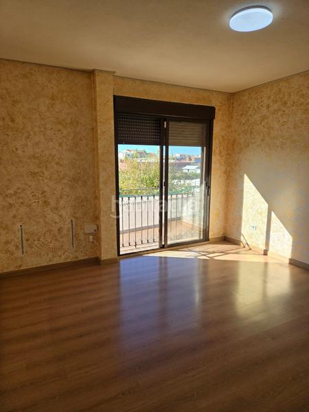 Foto 77a0e030-9096-43ad-9d2b-799c9028daa2. Piso ¡¡grandísima oportunidad !! en Cedillo del Condado