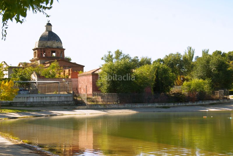 Foto 13d168e4-41c9-4e0f-92a2-ffebf45b9b2d. Pis a Pradolongo Madrid