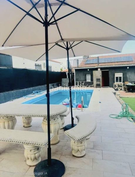 Foto b9f7aa1e-39cb-4c36-ae56-dbffe05a1d64. Xalet amb calefacció aparcament piscina a Yuncos