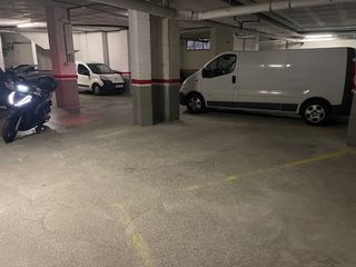 Location Parking voiture à Avinguda de lluís pericot 72. Pk cotxe i moto