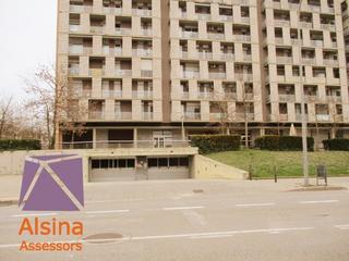 Lloguer Aparcament cotxe a Carrer migdia 137. Pk quimics