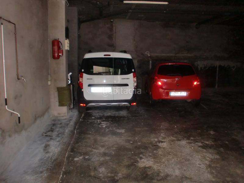 Foto 29c20240-2b7a-4b02-a2f5-113a094efea3. Alquiler parking coche en carrer jaume roca i delpech 5 pk lloguer carrer del carme canto plaça catalunya en Girona