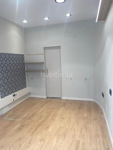 Foto 2fa7b441-c0e3-43e0-9ffd-178627eaf18a. Lloguer local comercial a carrer maluquer salvador 30 a Girona