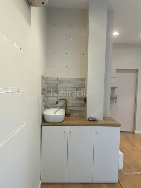 Foto b165042d-1001-4c75-95c6-3ab3eb535de8. Lloguer local comercial a carrer maluquer salvador 30 a Girona