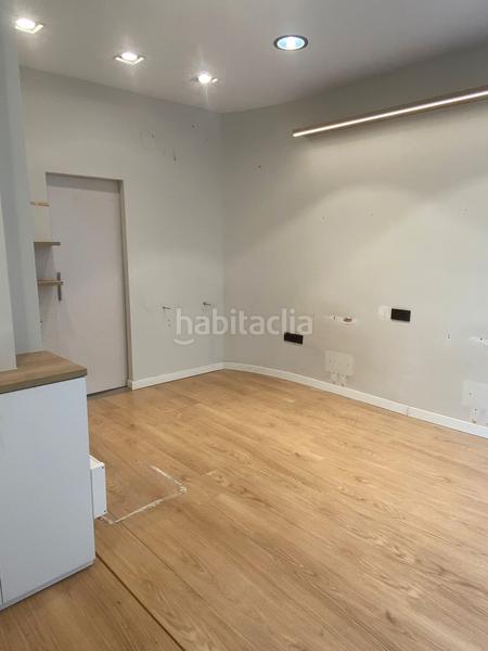 Foto db48cb83-2b00-4b97-800c-f8fdea068cf8. Lloguer local comercial a carrer maluquer salvador 30 a Girona