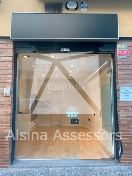 Foto 5c65c2db-3a4b-48b5-82d7-36ba3f8740e6. Location local commercial dans carrer maluquer salvador 30 dans Girona