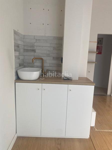 Foto ec747bf2-f227-41d7-82c5-78e7acf94160. Location local commercial dans carrer maluquer salvador 30 dans Girona