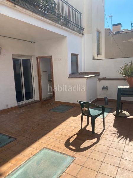 Foto 44a330ca-68bf-4fe7-b2fa-70c9c7a78d74. Lloguer pis amb xemeneia calefacció a Eixample Sud-Migdia Girona