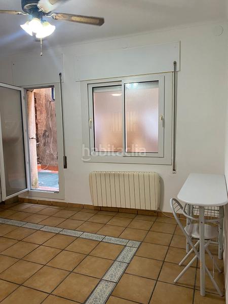 Foto 640592b1-e693-4ad5-b811-0c09f6156504. Lloguer pis amb xemeneia calefacció a Eixample Sud-Migdia Girona