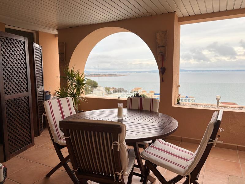 Foto ce59ee6a-31a6-4555-99dd-66f6ef53ab56. Location appartement avec cheminée chauffage parking piscine dans Calvià