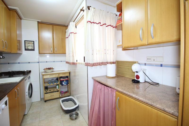 Foto 2644955c-38c0-483f-8728-4380e106f309. Piso  en venta , 3 dormitorios. en Almenara