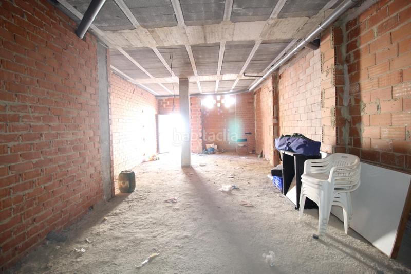 Foto a0adefb8-a954-49c0-bf57-dfa879e38078. Locale commerciale in Almenara