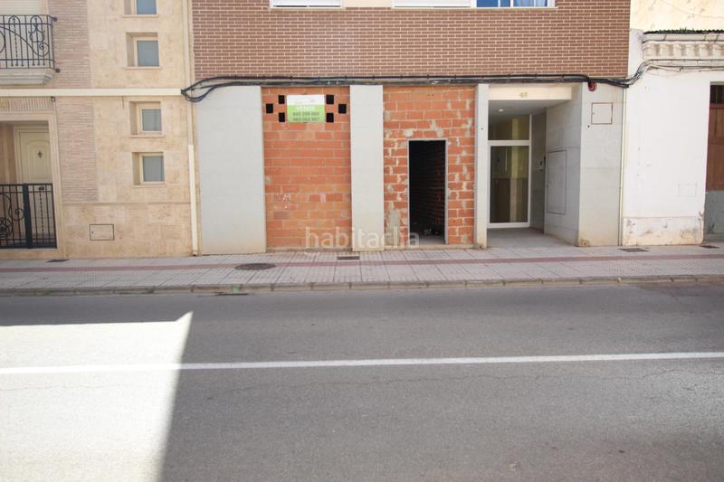 Foto b2764fcc-e912-4f04-8c37-c8bbe309d77b. Locale commerciale in Almenara