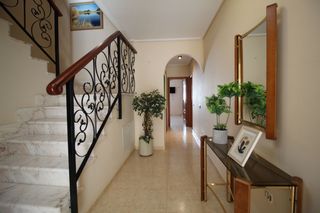 House in Almenara. Casa en venta en pueblo  centro, 4 dormitorios.