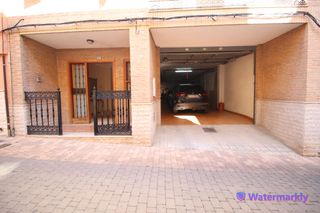 Haus in Almenara. Casa en venta en pueblo  centro, 4 dormitorios.