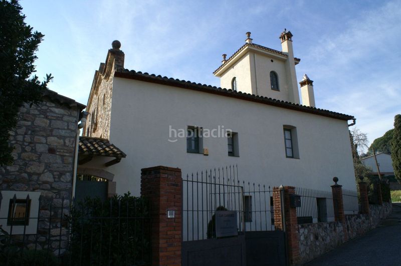 Foto a42fe1fc-479d-453e-9338-c4a4a1f02baa. Bauernhof mit heizung pool in Bigues i Riells del Fai